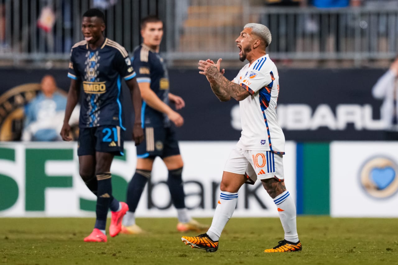 CHESTER, PENNSYLVANIA - OCTOBER 19: Philadelphia Union against FC Cincinnati on October 19, 2024 at Subaru Park in Chester, Pennsylvania.